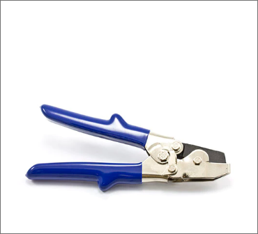 Hand notching tool with a blue handle